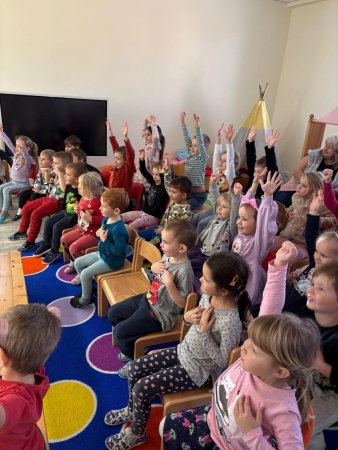 ZIMNÍ POHÁDKA O ČARODĚJOVI CHŘIPAJZNĚ