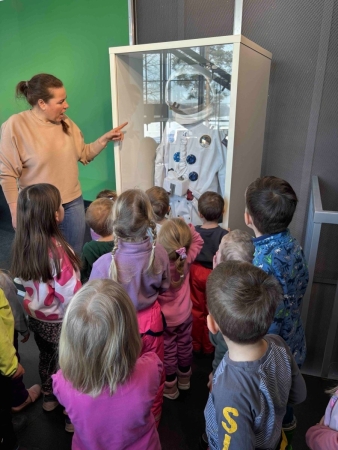 Planetárium Ostrava - Se zvířátky o vesmíru